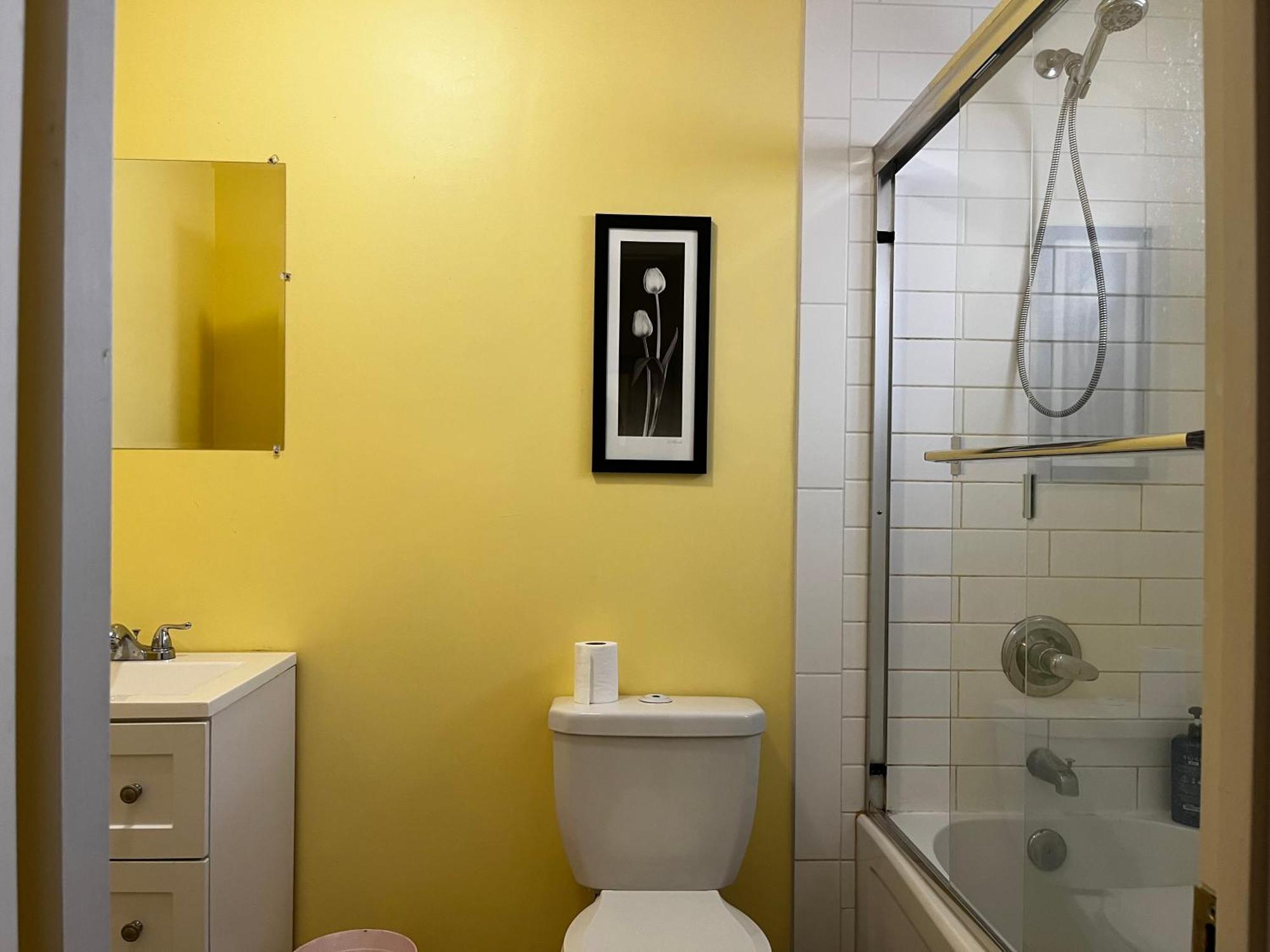 Beautiful Room Close Airport! YYC Exterior foto
